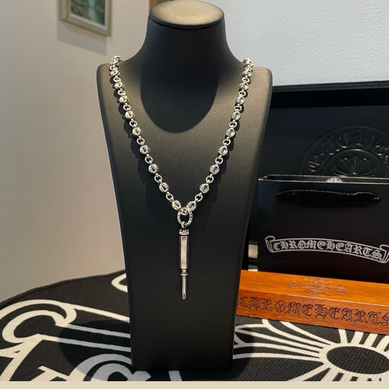 Ch**me He**ts necklaces